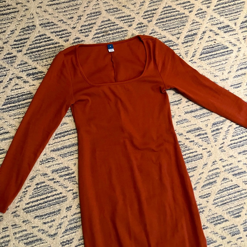 Rust colored body con dress Old Navy!